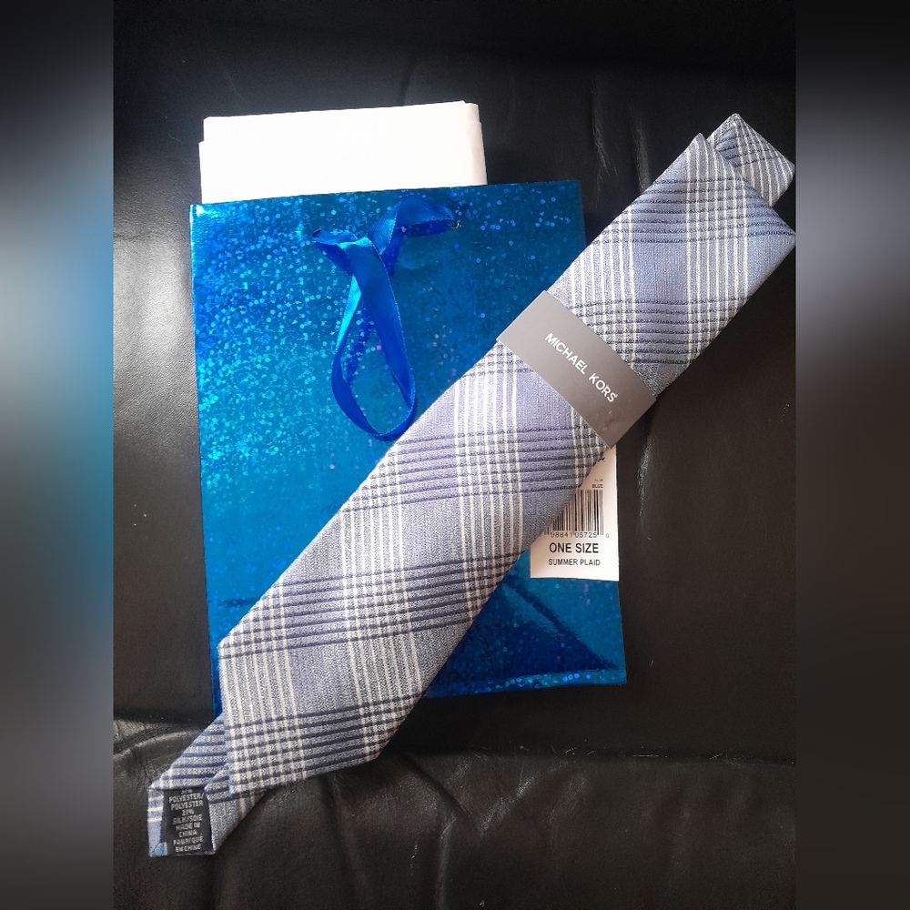 New Michael Kors Mens Tie NWT Free Regular Gift Bag